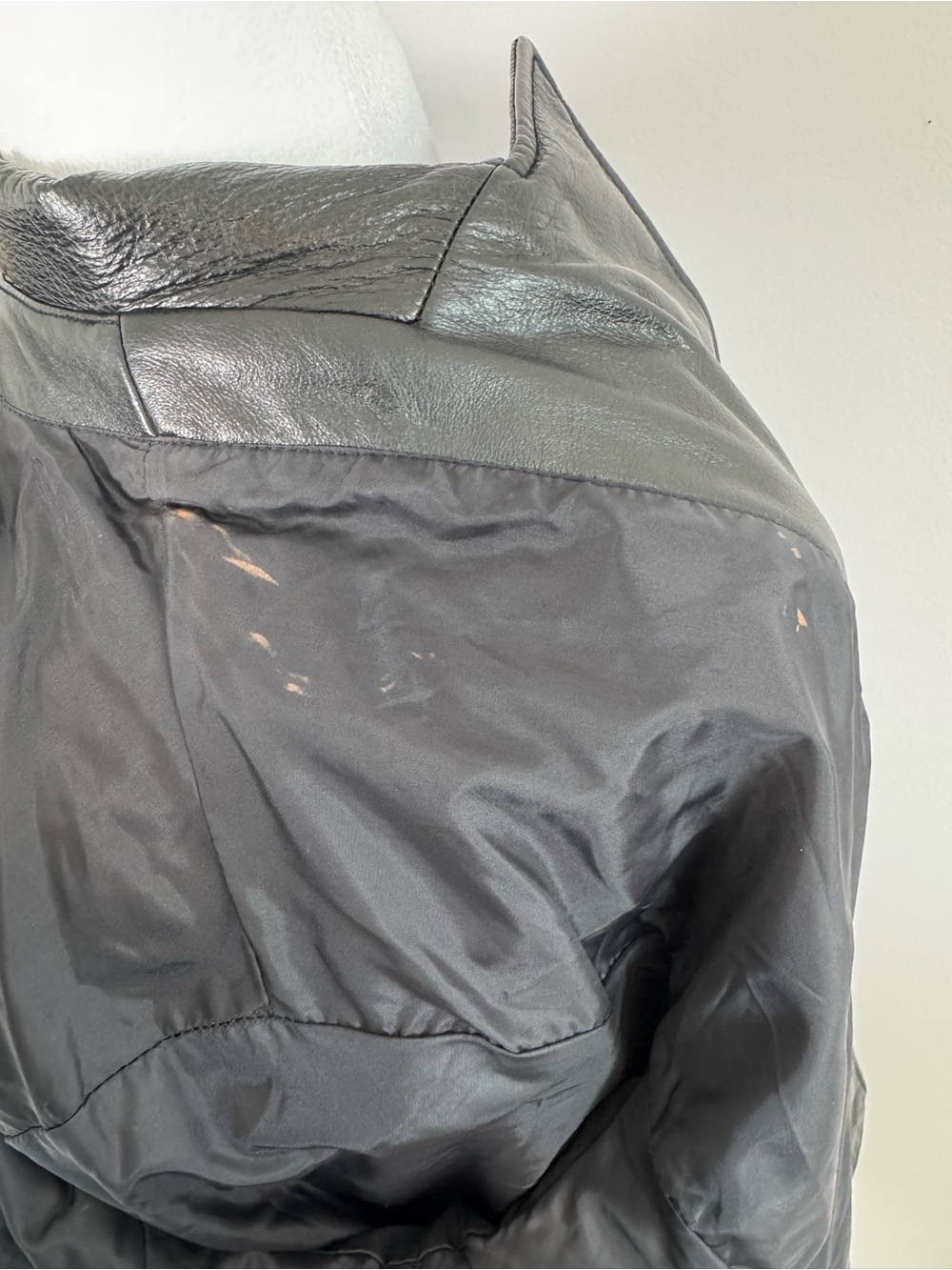 Vintage 90s/Y2K Wilson Black Leather Button-Front Women's Jacket Soft Leather - Picture 9 of 9